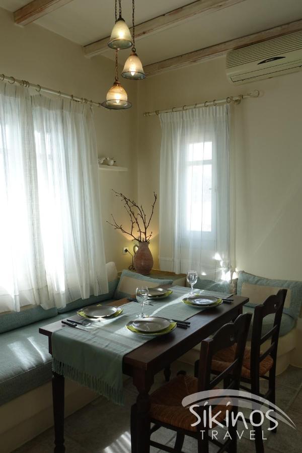 Traditional Apartment In Kastro Síkinos Exterior foto