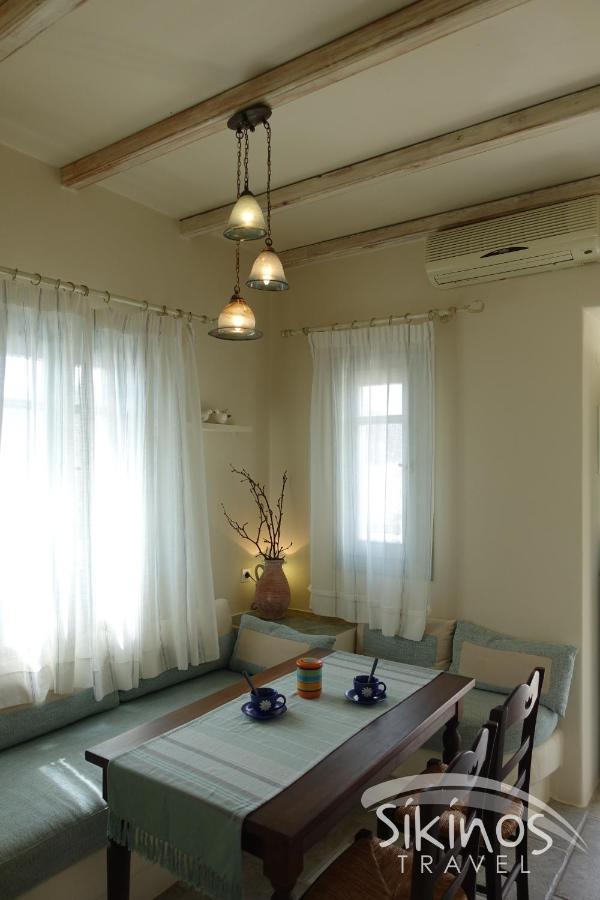 Traditional Apartment In Kastro Síkinos Exterior foto